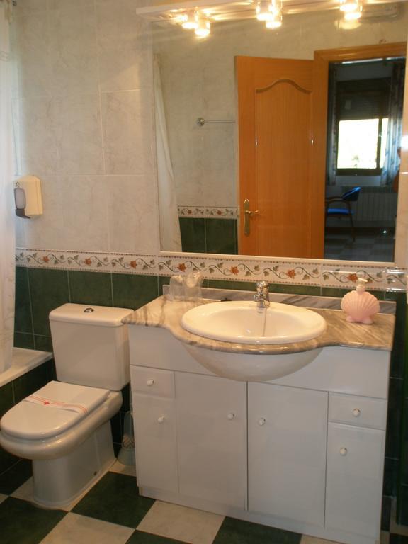 Hostal Los Rosales Алкарас Стая снимка